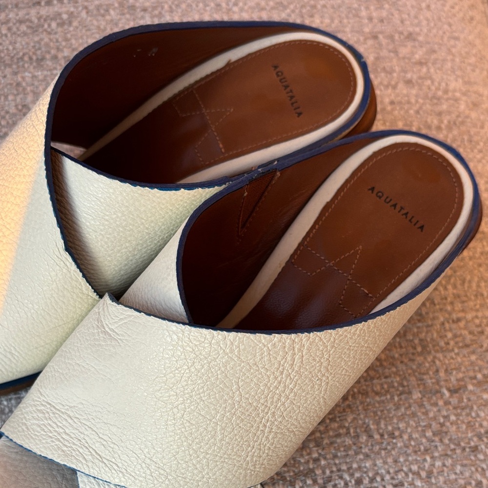 AQUATALIA Janna Tumbled Calf Leather Sandals White / Blue trim - Picture 5 of 8